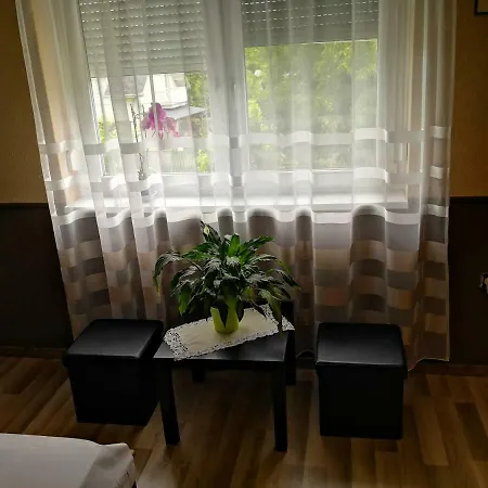 Appartamento Zsiga Apartman Haus *