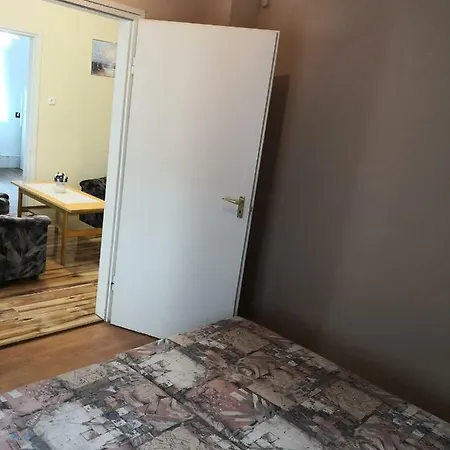 Appartamento Zsiga Apartman Haus